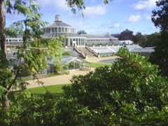 Fotocollage fra Botanisk Have kan benyttes frit i forbindelse med omtale. Kildeangivelse fotograf Erik K. Abrahamsen