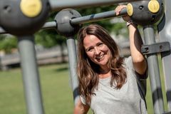 - Tilfredse medarbejdere er en forudsætning for at have tilfredse kunder. Derfor skal Sparekassen Kronjylland være en god arbejdsplads, som medarbejderne er både glade for og stolte af, understreger HR-direktør Marlene Bay Møller.