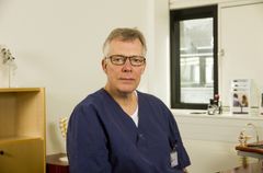 Hvordan passer man egentlig bedst på sin ryg? Det har Karsten Thomsen, specialeansvarlig overlæge for rygkirurgi hos Aleris-Hamlet Hospitaler, en række bud på. Foto: PR.
