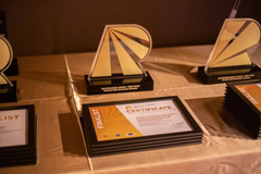 Om det bliver konsortiet fra Europas ”robothovedstad” Odense, der løber af med sejren i konkurrencen om euRobotics’ Technology Transfer Award 2020, vil blive afgjort 4. marts på konferencen European Robotics Forum 2020 (ERF2020) i Málaga, hvor de nominerede konsortier hver især vil præsentere deres resultater med at få forskning bragt derud, hvor den gør en forskel både samfunds- og forretningsmæssigt.