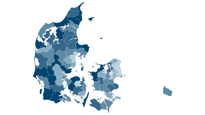 I de mørkeblå kommuner forventes en høj andel af unge, der afsluttede 9. klasse i 2021, at have taget en erhvervsuddannelse otte år efter. I de lyseblå kommuner forventes der en lav andel af unge, der tager en erhvervsuddannelse. Interaktiv udgave af kortet her: https://www.datawrapper.de/_/La5T8/