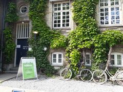Efter to gode år på Klosterbakken rykker headspace Odense nu ind i nye og centralt placerede lokaler.