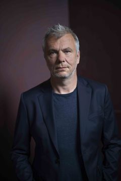 Jesper Stein kommer den 14. oktober til Humlebæk Bibliotek og fortæller om sin meget roste og prisbelønnede roman ”Rampen”.