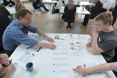 Bryd Ekkokammeret-workshop med unge og ældre fra DUF og Ældre Sagen. Foto: Christian Lilliendahl