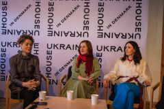 Nataliia Popovych, Chairperson, Ukraine House in Denmark,
Nadiyka Gerbish, a best selling and award-winning Ukrainian author of 20 titles, Lesya Ignatyk-Eriksen, Head of the Assosiation of Ukrainians in Denmark Photo by Vian Backer Shaker