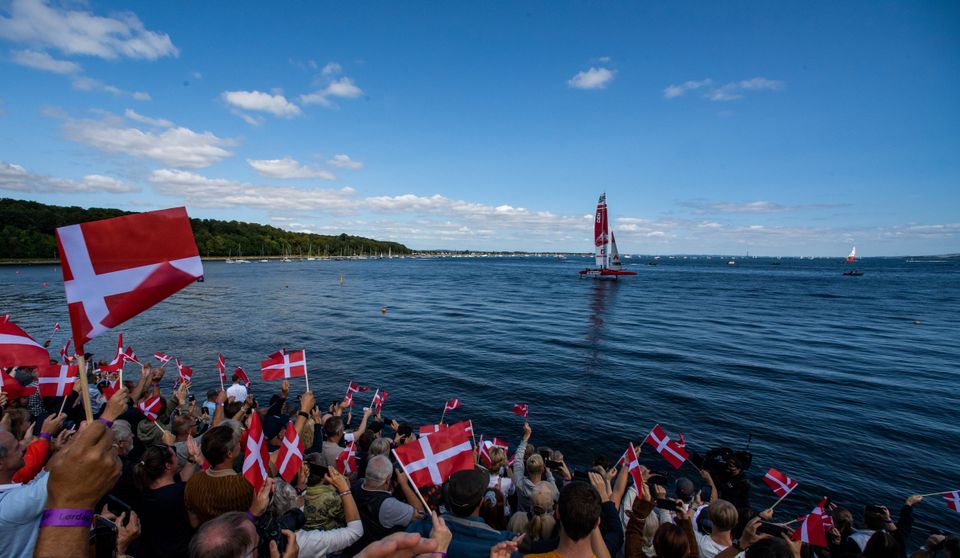 Den danske SailGP båd foran hjemmepublikum_2