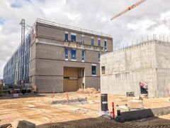 Østgavl på SUND 1, som bliver grænseflade og forbindelse til Nyt Aalborg Universitetshospital. Foto: Vejdirektoratet.