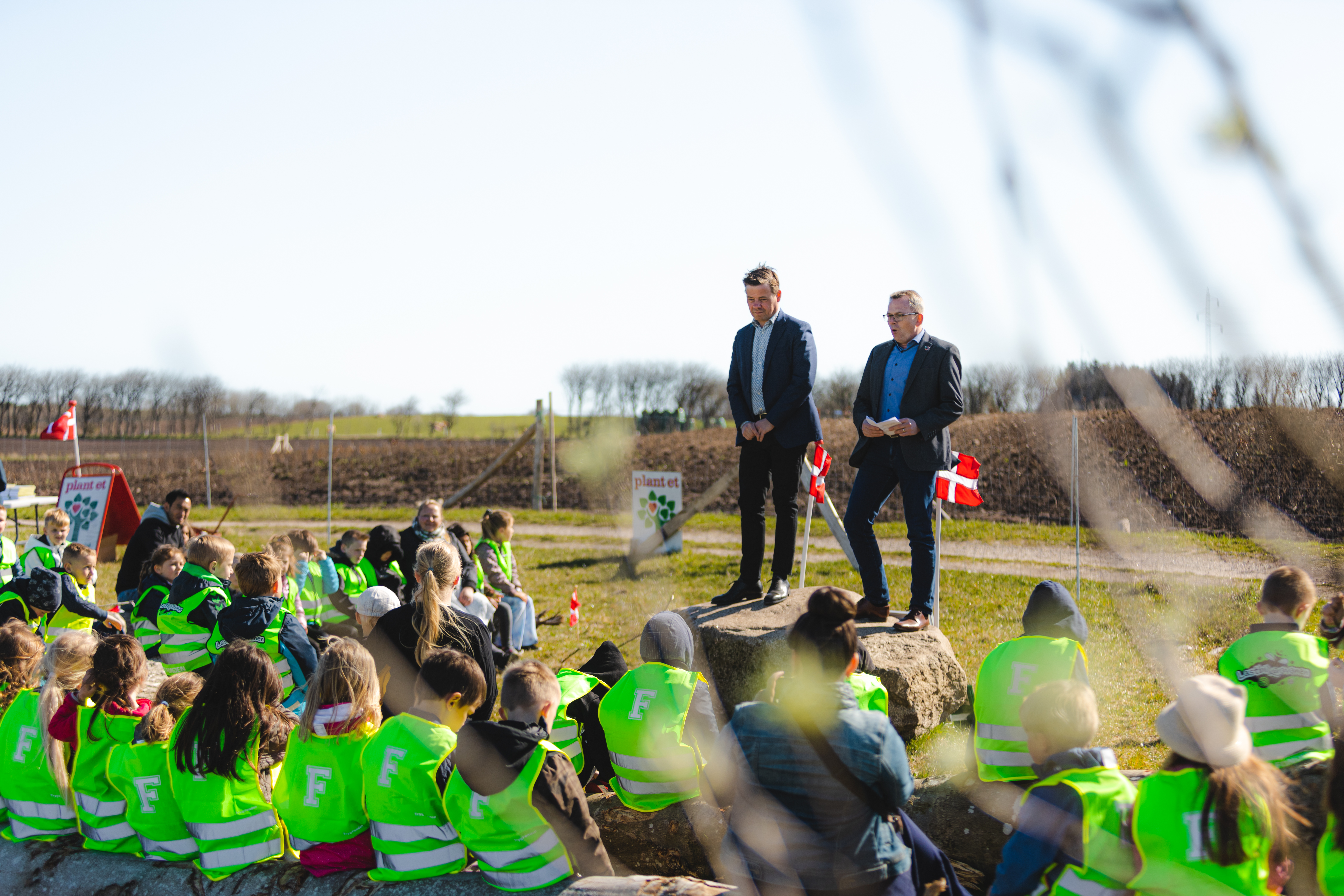 Landal GreenParks donerer træer til Plant et Træ-projekt i Aalborg | GreenParks