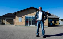Steffen Damsgaard er bekymret for de planlagte lempelser af detailhandelsbestemmelserne. Han har skrevet en kronik med COOP og DSK.