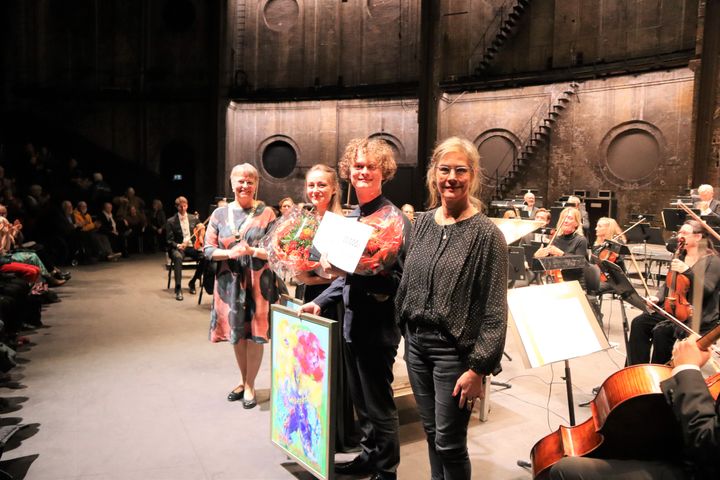 Borgmester Trine Græse, violinist Anna Egholm, pianist Gustav Piekut og formand for Kultur-, Fritids- og Idrætsudvalget Katrine Skov.