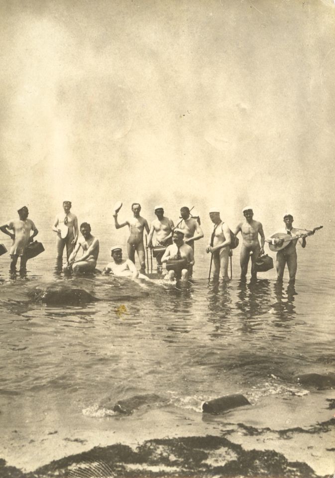 A.C. Meyer og de vandrende sangere på Bornholm, 1911.jpg