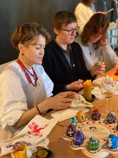 Ukrainian art of decorating Easter eggs using beeswax - "pysankarstvo". Photo by Maya Zakhovaiko