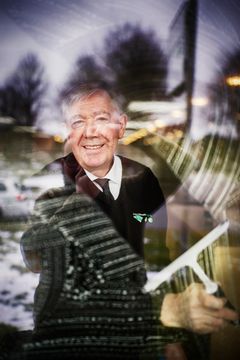 Da Anders Andersen for over 50 år siden tog sin første opgave som vinduespudser på sin gamle skole i Borup, var det svært at forestille sig, at den driftige unge mand på 17 år skulle komme til at stå i spidsen for 1000 medarbejdere i en af landets største familieejede rengøringsvirksomheder. Foto: PR.