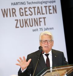 Former German president Dr. Joachim Gauck gave the commemorative speech