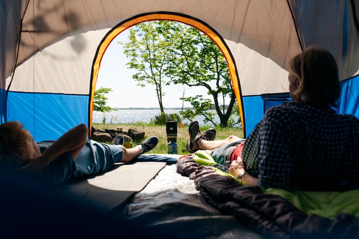 Som aftner og nætter bliver lunere og lysere, bliver betingelserne for at dyrke friluftslivet i Danmark kun bedre. Foto: PR.
