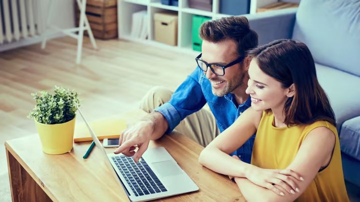 Algoritmebaseret markedsføring har øget trafikken til mæglernes hjemmesider og gjort Facebook til den største kanal af online trafik