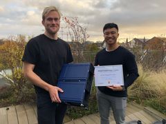 Opfindelsen ’RackBox’ sikrede de to specialestuderende Anton Malmkjær Møller og Thien Quang Tran fra Industrielt Design på Aalborg Universitet sejren i dette års PROJECT PLASTIC konkurrence.