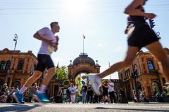 Den nye rute til Copenhagen Marathon bevægede sig blandt andet forbi Tivoli – efter flere års fravær.