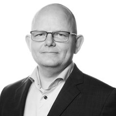 Jesper Bernth, Adm. Direktør