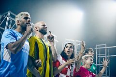 På billedet: Alvin Olid Bursøe, Mads Rømer Brolin-Tani, Ellaha Lack, Charlotte Fich og Jakob Femerling. Foto: Camilla Winther.