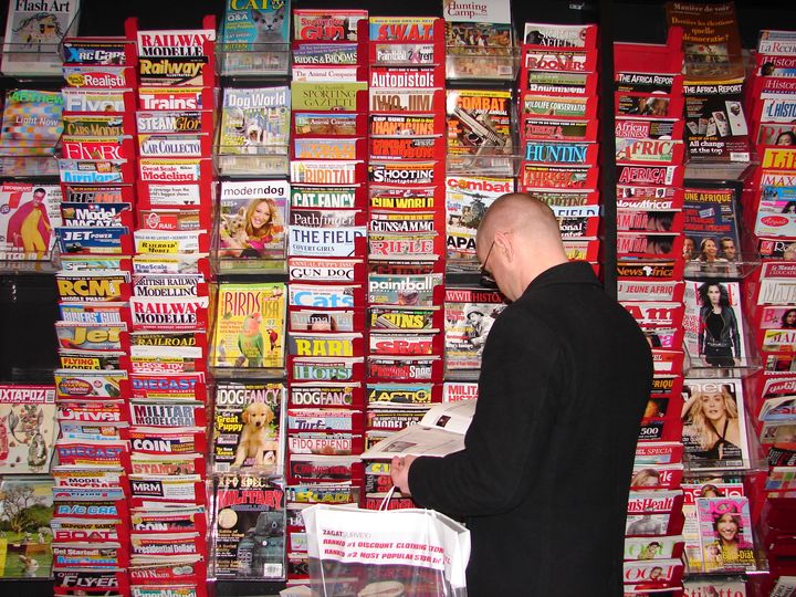 I takt med at der er blevet længere mellem velassorterede fysiske kiosker, er magasinsalget flyttet online, hvor hyldepladsen er ubegrænset. Foto: PR.