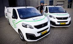 For at minimere klimaaftrykket har koncernen allerede indkøbt flere elvarebiler til Odense Bygningsservice.