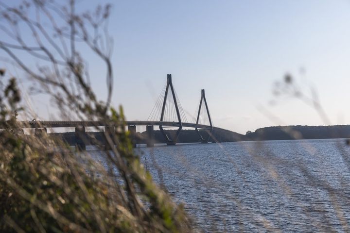 Farøbroerne forbinder Sjælland og Falster. Arkivfoto: Vejdirektoratet.