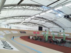 Cykelbanen i Odense Sports Park er oplyst med Arena Sport-armaturer fra SG Armaturen