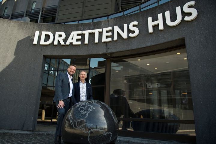 Thomas Bach (tv) og Hans Natorp stiller op til formandsposten i DIF.