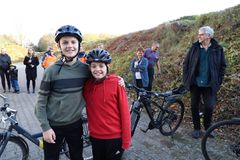 Rasmus og Evander fra 6. klasse på Brylle Skole vandt cykelstafetten mod de voksne. (Foto: GF Fonden)