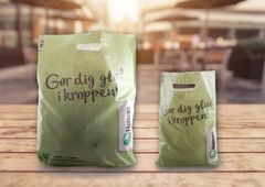 De nye bæreposer er lavet af 80 procent genbrugsmateriale og kommer til at koste op til 3 kroner. De kan fås i alle Helsam-butikker fra 1. november. Foto: PR.