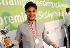 Nick Anker Schøler Laursen fra Kokken og Tjeneren i Silkeborg blev ny Danmarksmester i Champagnesabling 2018