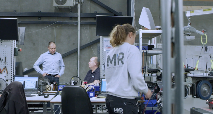 MiRs robotproduktion foregår i hovedkvarteret i Danmark, hvor hovedparten af de 220 ansatte er beskæftiget.  De har nu fået endnu en anerkendelse af de resultater, de sammen skaber.