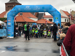 Cykelrytterne er klar til at suse gennem byen til Kids Tour i Sakskøbing 2021