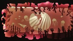 Et stemningsfuldt lys/skygge-univers, skabt af Roskilde Lilleskole, er noget af det første, der møder de besøgende på Roskilde Museum under Lysfesten. Foto: Roskilde Lilleskole