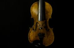 Violinen er centralt instrument i klassisk musik. Foto: Unsplash