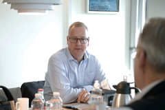 Administrerende direktør for NGL Nordic, Birger Krogh, til underskrivelsen af købsaftalen den 7. oktober 2020 på Ishøjs borgmesters kontor.