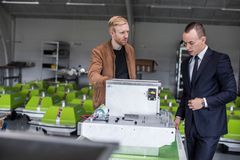 Anders Ulrik Sørensen og Andreas Ydesen står bag Intelligent Marking, som netop har fået en investering fra den succesfulde entreprenør Johnny Laursen.