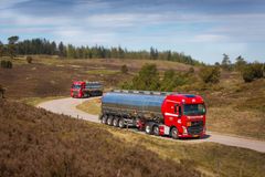 Hovedkvarteret i Hjøllund har i disse dage travlt grundet væksten i transportbranchen og med ankomsten af de 19 nye tankvogne. Foto: PR.