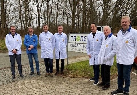 På besøg hos Tronex. Fra venstre ses Jan Storgaard og Stig Nielsen, borgmester Thomas Lykke Pedersen, udvalgsformand Lars Søndergaard, Thomas Jürgensen, næstfmd. Humlebæk Erhvervsforening, John Hemming, fmd. Erhvervsrådet samt Aage Andersen, Fredensborg Håndværkerforening.