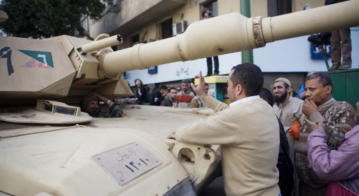 Demonstranter i Cairo under Det Arabiske Forår i 2011. Foto: Hossam el-Hamalawy/Flickr (CC BY 2.0)