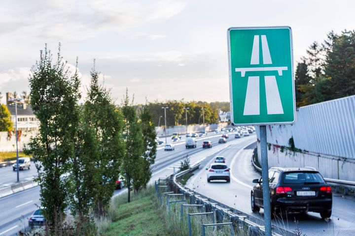 Vi har fået mere respekt for hastighedsgrænserne på motorvejen. Foto: Vejdirektoratet.