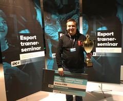 Foto af Årets esportstræner for bredden Philippe Quabaid.