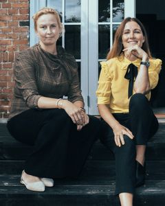De to grundlæggere i MYiNNERME: Til venstre børne- og ungepsykolog Marie Ulstrup og til højre virksomhedens CEO, Louise Herping Ellegaard. Foto: MYiNNERME