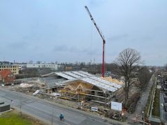 Opførelsen af børnehuset Svanen er i fuld gang. Det er det første cirkulære byggeri, der bliver certificeret med Svanemærket. Foto: Gladsaxe Kommune