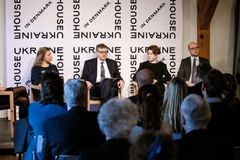 Panel discussion at Ukraine House in Denmark: the role of culture for the resilience of Ukrainian and European democracy. Photo by Hanna Hrabarska