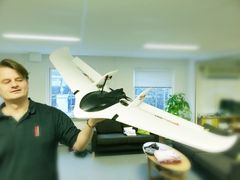 Ifølge Claus Bloch Houmann, salgs- og marketingchef i LE34, gør droneteknologien det nu muligt for virksomheden at tilbyde målfaste 3D-modeller af bygninger. Foto: PR.
