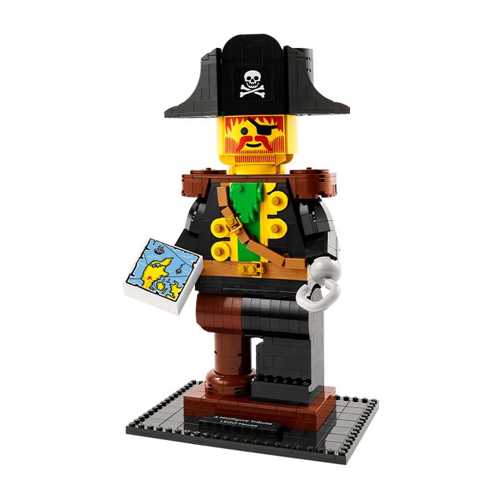 LEGO® House Exclusive 2023: A Minifigure Tribute