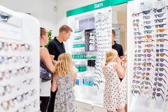 Siden åbningen af den nye butik i Rådhusstræde 7 har Louis Nielsen i Randers mærket øget aktivitet og fået flere kunder.