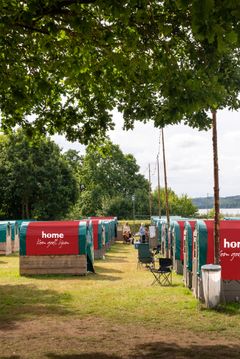 Home byder velkommen i 80 Præriehytter på sommerens Smukfest.